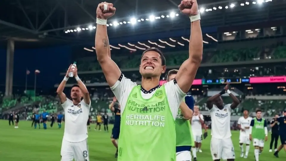 Chicharito rompió en llanto al hablar de sus hijos: 'He experimentado mucho dolor'