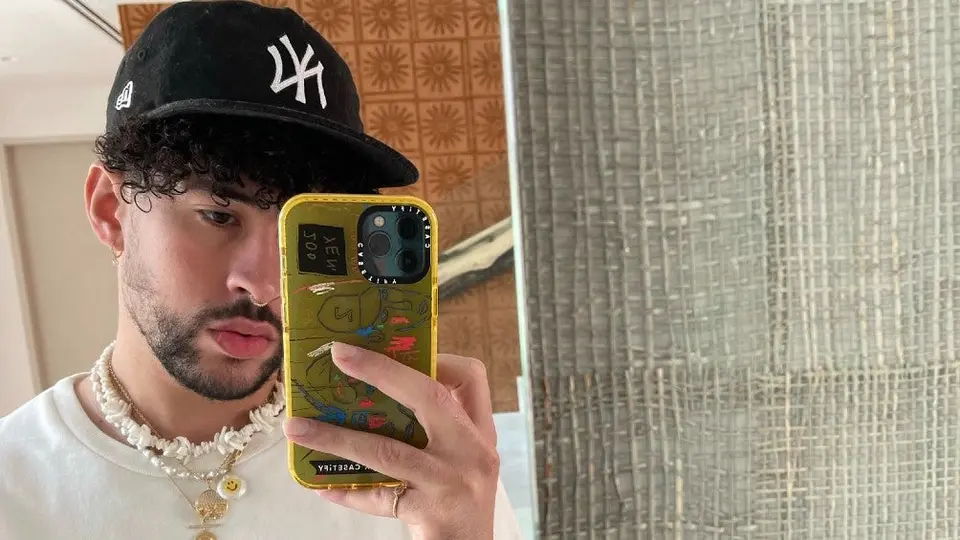 Bad Bunny la rompe en tendencias durante el estreno de 'Un verano sin ti'