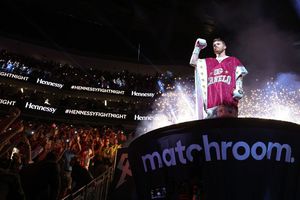 Canelo Álvarez: 'Me sigo sintiendo el mejor del mundo y así va a ser'