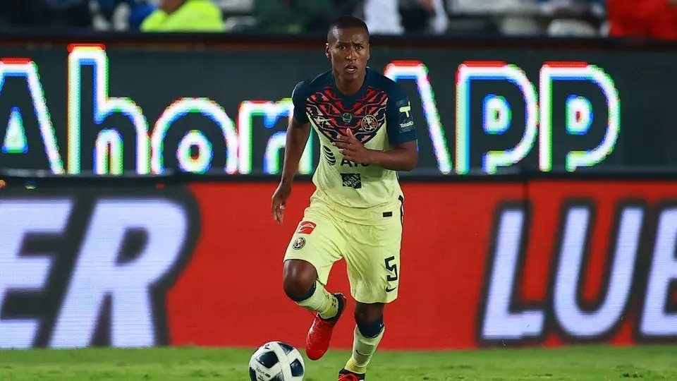 América: Aquino y Lara avanzan satisfactoriamente en sus respectivas lesiones