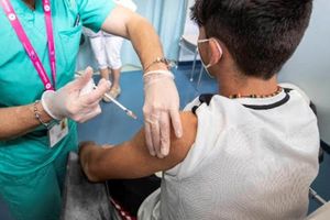 Covid-19: CDMX prevé que vacunación en niños de 12 y 13 años inicie el 9 de mayo