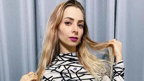 YosStop: Anunció que está embarazada con un emotivo video