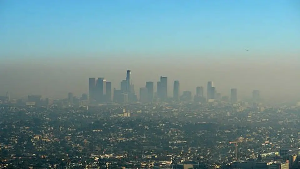 CDMX: Se activó contingencia ambiental por quema de pirotecnia y fogatas