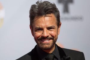 Eugenio Derbez respondió una felicitación a una jugadora de Rayadas