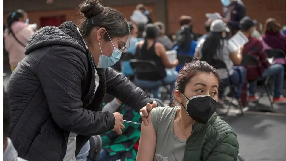 México registró 43 mil 99 nuevos casos de Covid-19; muertes sumaron 829