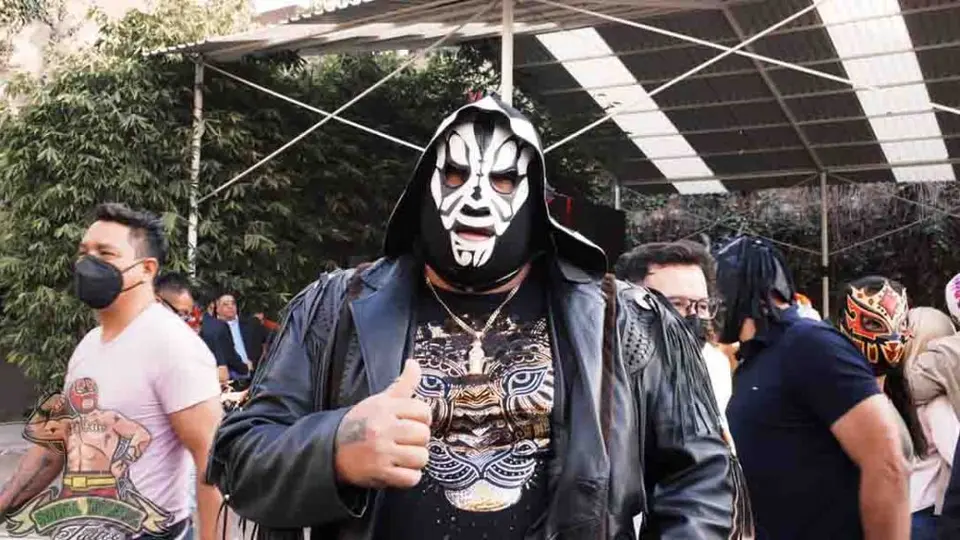 L.A. Park: Busca impulsar a los jovenes luchadores con las Luchas de Barrio