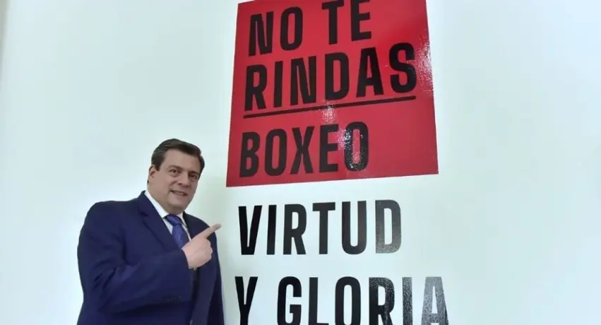 CMB y Lotería Nacional inauguraron exposición en homenaje al boxeo mexicano