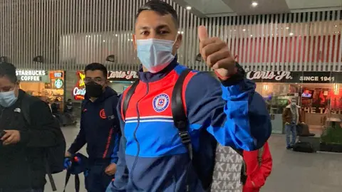 Cruz Azul: Iván Morales arribó a México para reportar con La Máquina
