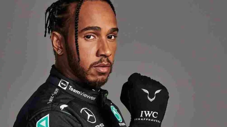 Marko: ‘La edad de Hamilton entrará en juego, no continuará por mucho’