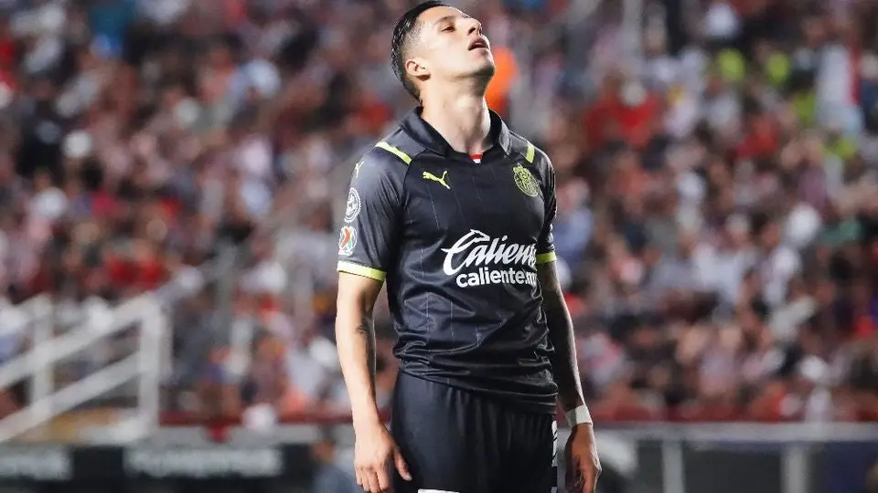 Chivas: Carlos Cisneros afirmó que la afición del Rebaño es "un poco dura"