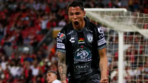 Pachuca asume el liderato general tras vencer al Atlas en el Jalisco