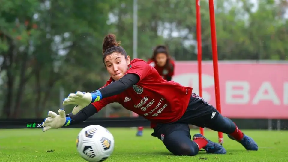 Selección Mexicana Femenil: Alejandría Godínez, baja del Tri tras sufrir una lesión