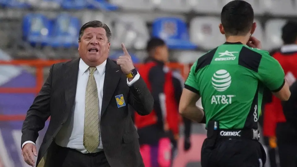 Herrera tras derrota ante Pachuca: 'Necesitamos concentrarnos, regalamos oportunidades'