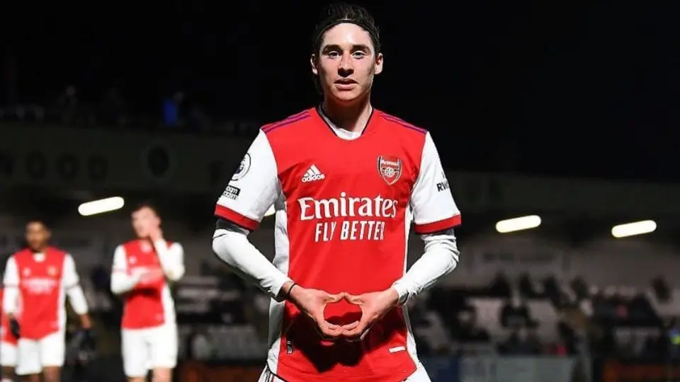 Marcelo Flores: Anotó gol en el empate entre el Arsenal Sub23 y el Crystal Palace