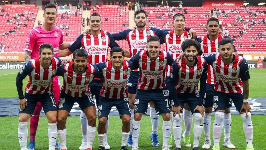 Equipo de Chivas en la Jornada 1 del Torneo Clausura 2022 | IMAGO7
