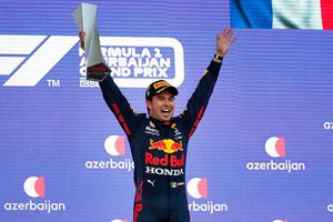 Checo Pérez: El piloto con más podios en la historia de Bakú en la F1