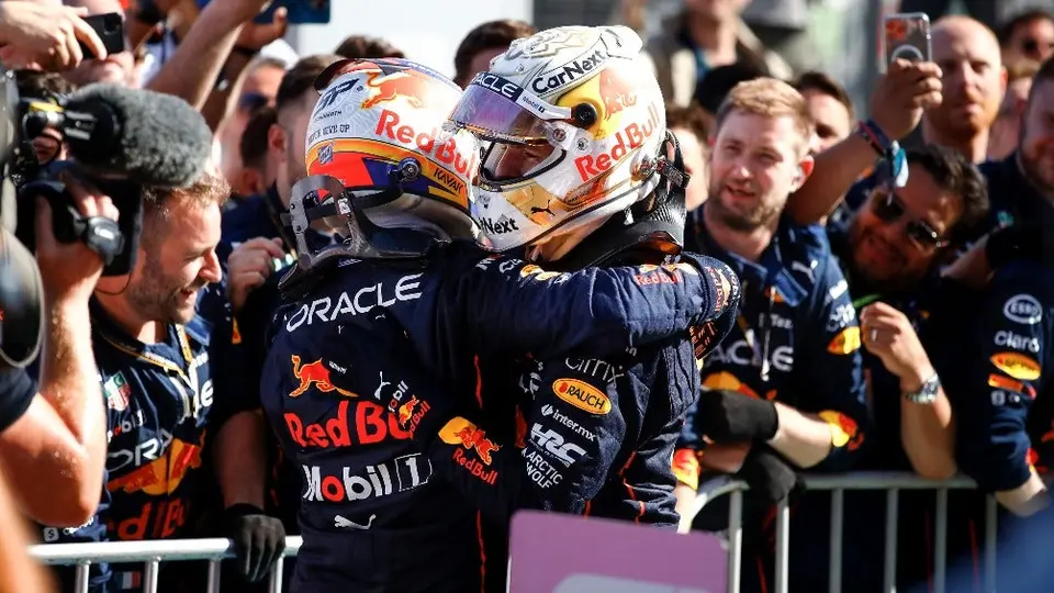 Checo Pérez: Doblete para Red Bull en GP de Bakú, Sergio quedó segundo; Max primero