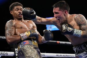 Eddy Reynoso tras derrota de Óscar Valdez: 'Hizo su mayor esfuerzo y estoy orgulloso de él'