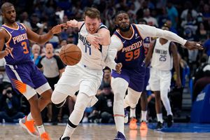 NBA Playoffs: Mavericks recortó distancias en la serie tras vencer a Suns