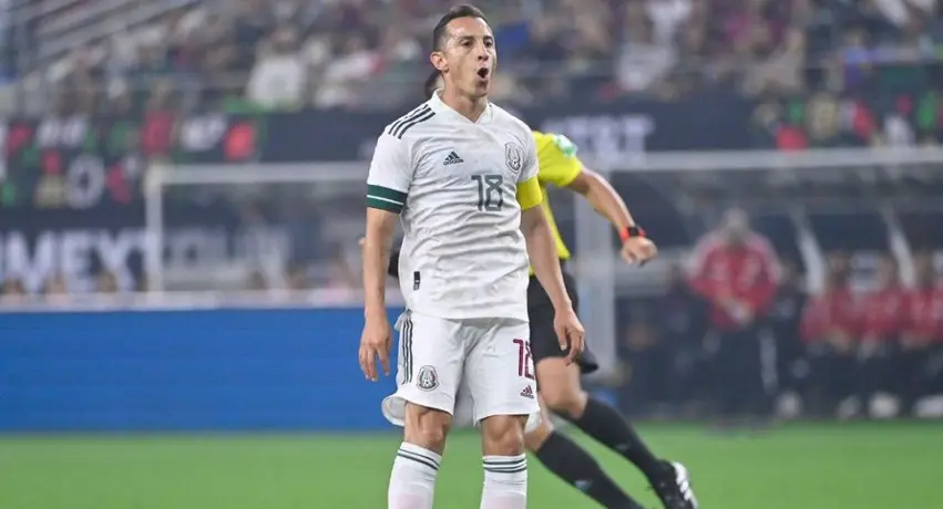 Guardado, sin descanso en sus vacaciones al entrenar con el hijo del Travieso Guzmán