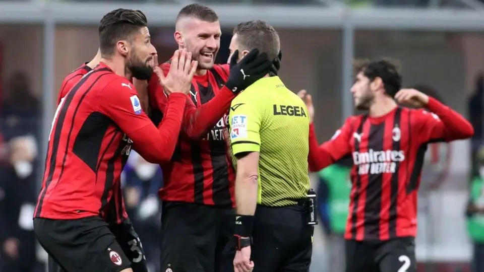 Serie A: Error arbitral, protagonista en sorpresiva victoria de Spezia sobre Milán en San Siro