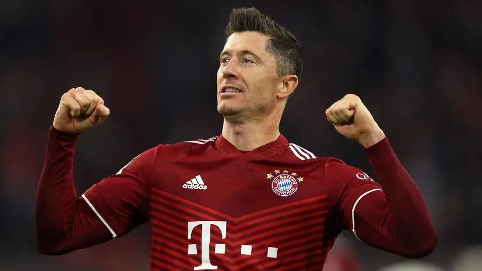Lewandowski: Barcelona tiene principio de acuerdo con el polaco; informó prensa italiana