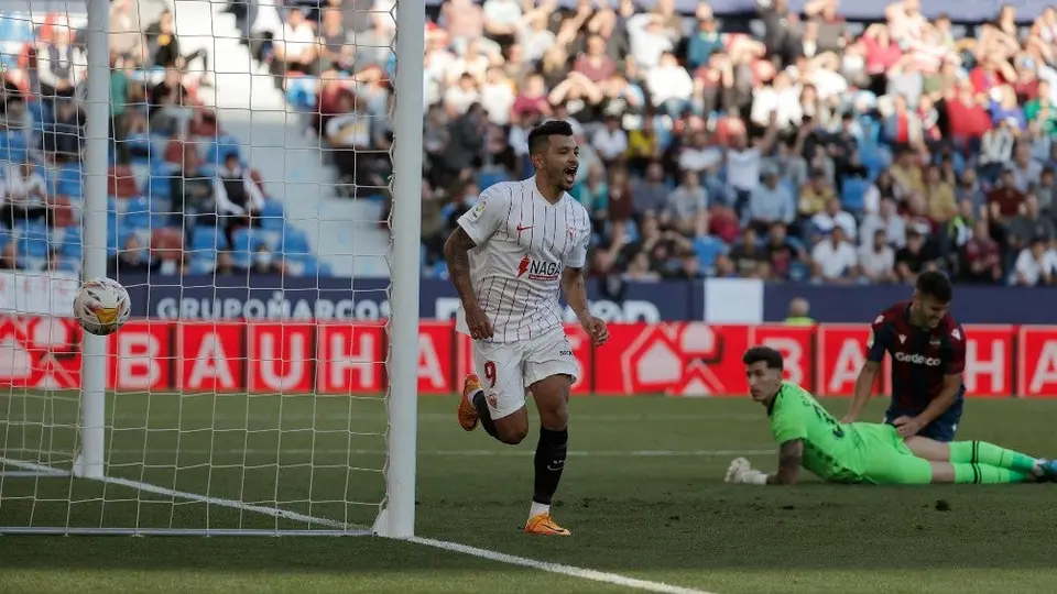 Tecatito Corona confesó pensar en la Liga MX antes de jugar para la MLS