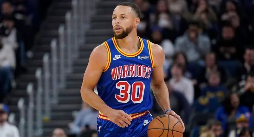 NBA: Stephen Curry, baja por al menos dos semanas tras una lesión en el pie izquierdo