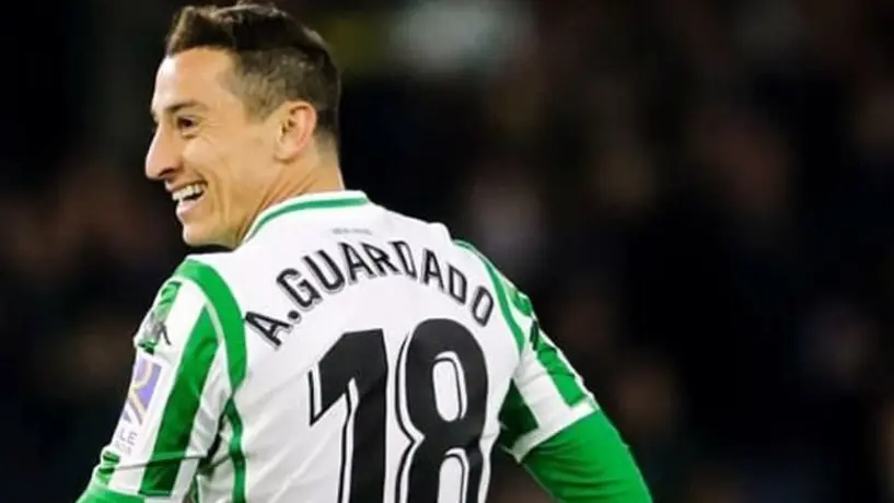 Andrés Guardado: Esposa denunció amenazas contra el jugador