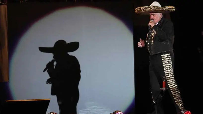 Vicente Fernández: Pusieron música del Charro de Huentitán en el Chargers vs Giants