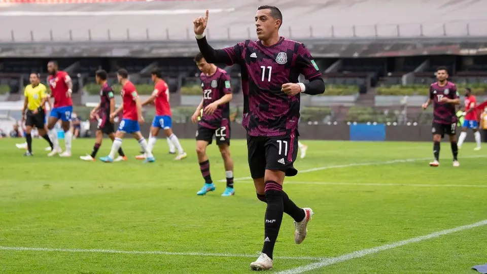 Funes Mori: 'Chicharito debe regresar a la Selección Mexicana'