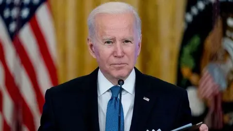 Joe Biden insultó a reportero en conferencia de prensa: 'hijo de pe...'
