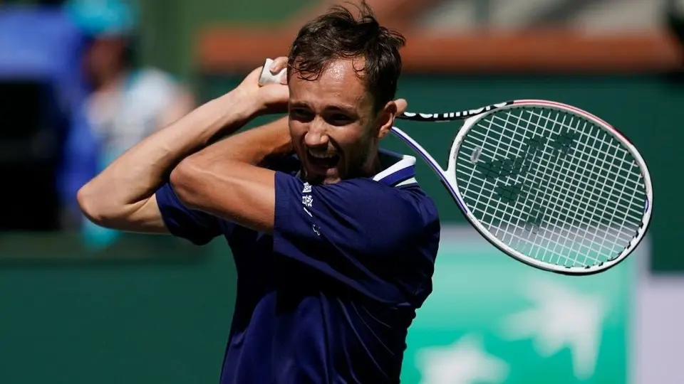 Medvedev se perdería Wimbledon si no muestra rechazo a Vladimir Putin