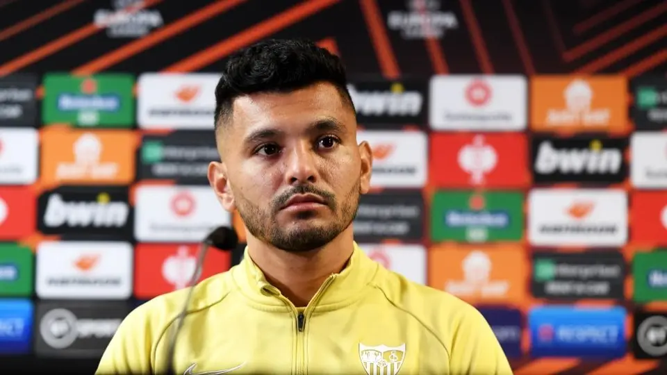 Tecatito Corona: 'En España no conocen la liga mexicana, ni a los futbolistas'