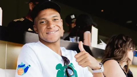 Carlos Vela: Kylian Mbappé, presente en victoria de LAFC ante New York