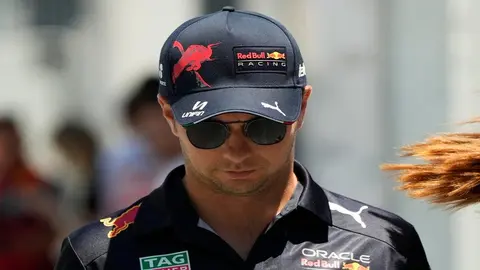 Checo Pérez tras quedar fuera del GP de Canadá: "Irnos en cero duele bastante"