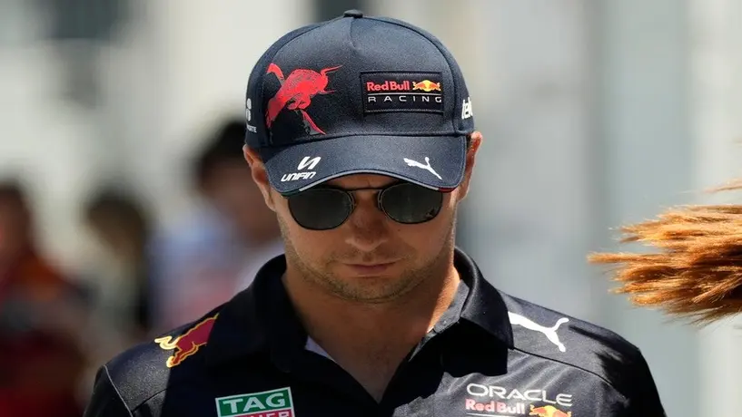 Checo Pérez tras quedar fuera del GP de Canadá: "Irnos en cero duele bastante"
