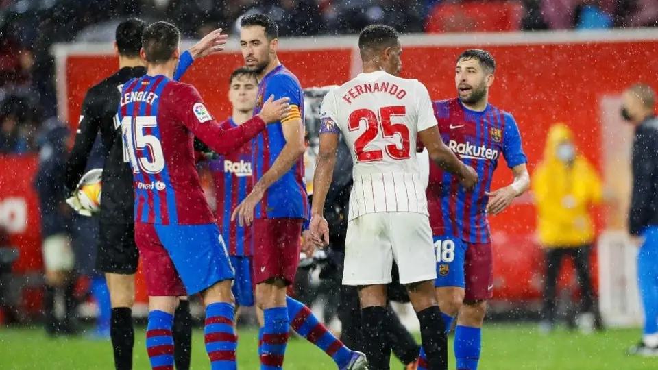 Barcelona empató con el Sevilla a pesar de terminar con superioridad numérica