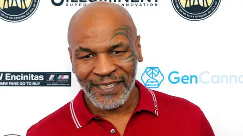 Mike Tyson: No enfrentará cargos tras golpear a pasajero en un avión