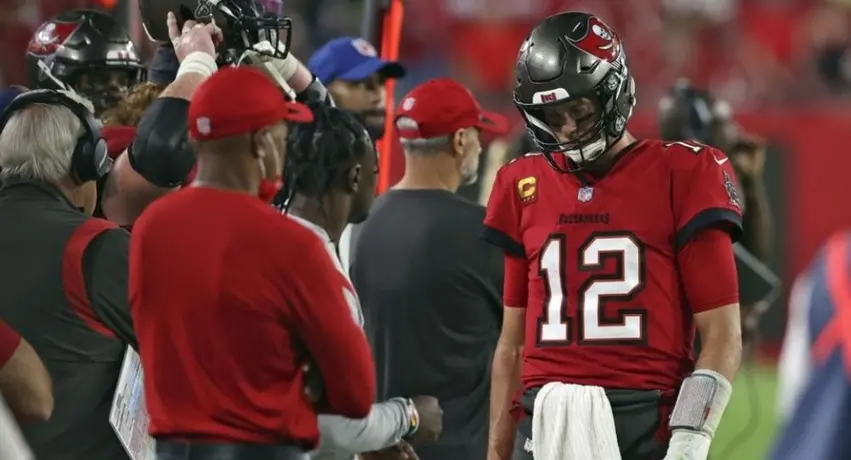 Tom Brady 'explotó' contra coordinador defensivo de los Saints: 'Vete a la mier...'
