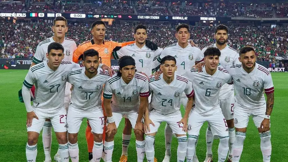 Selección Mexicana preparó partido ante Ecuador sin reconocer la cancha del Soldier Field