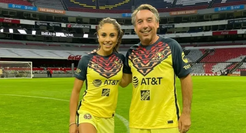 Paola Longoria estuvo en el Azteca con Azcárraga y la plantilla del América