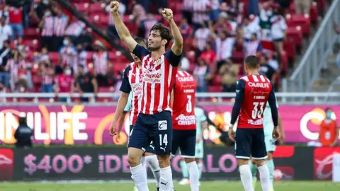 Chivas: Pollo Briseño consiguió su título como Director Técnico