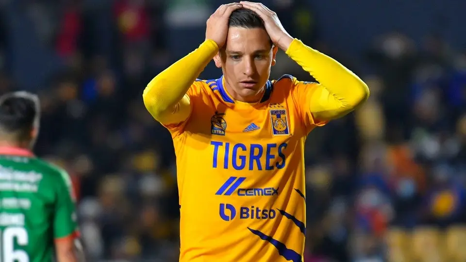 Liga MX: Arbitraje reprendió a Tigres por usar calcetas fuera de la regla del uniforme