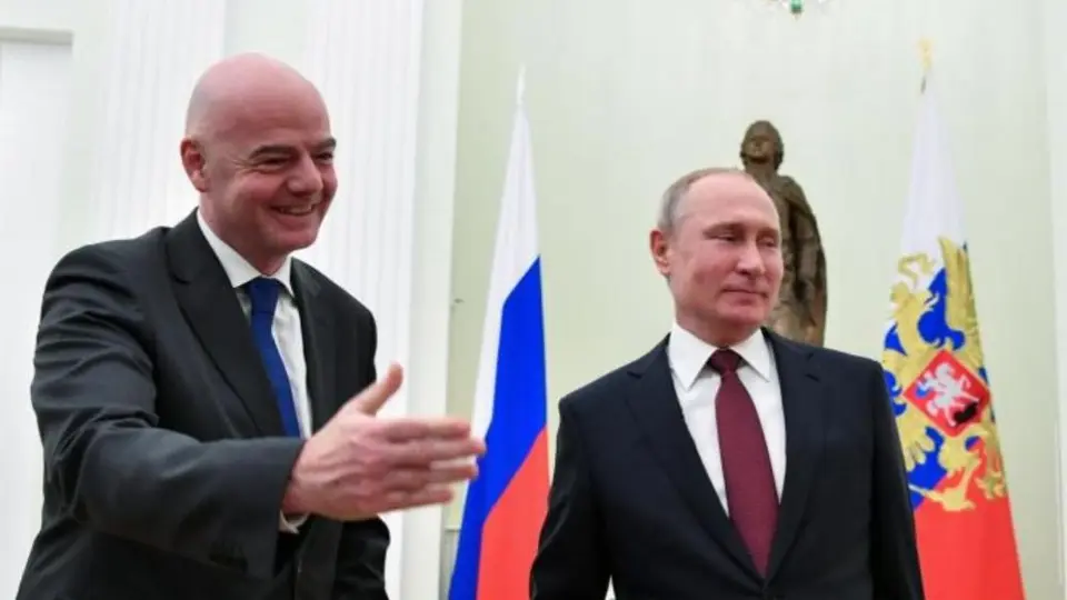 FIFA actúa contra Rusia: Los deja sin competiciones, bandera, himno ni nombre