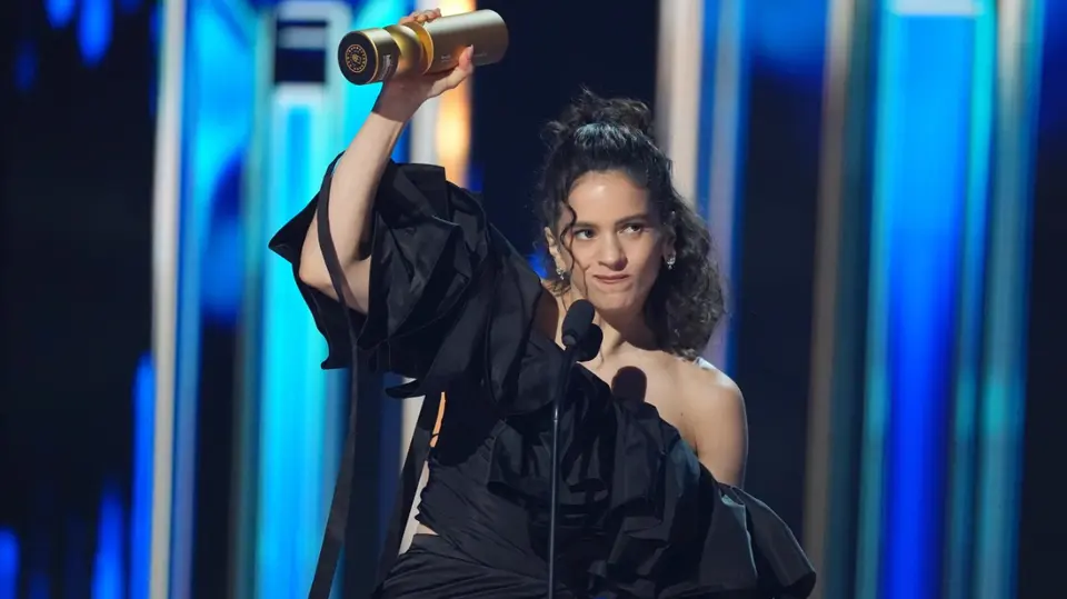 La cantante española recibió el Premio en la categoría Artista Latin Pop del Año, Solista. / AP