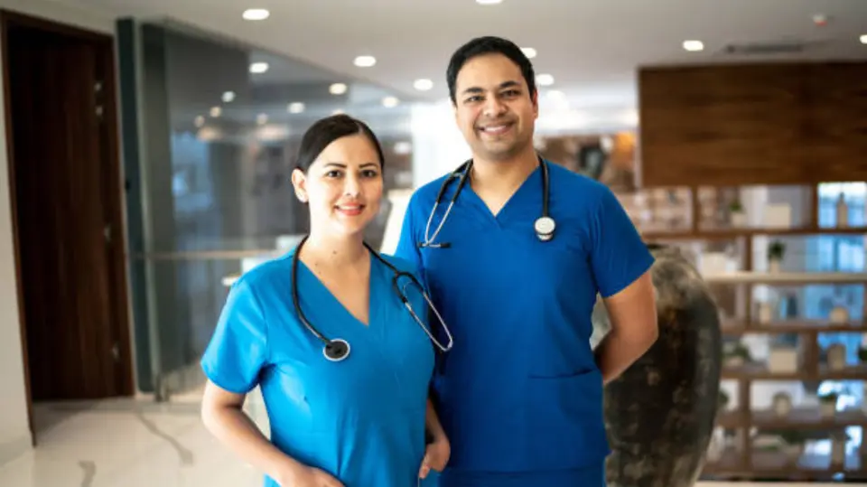 El 23 de octubre es una fecha para reconocer el trabajo de médicos y médicas en México. / iStock