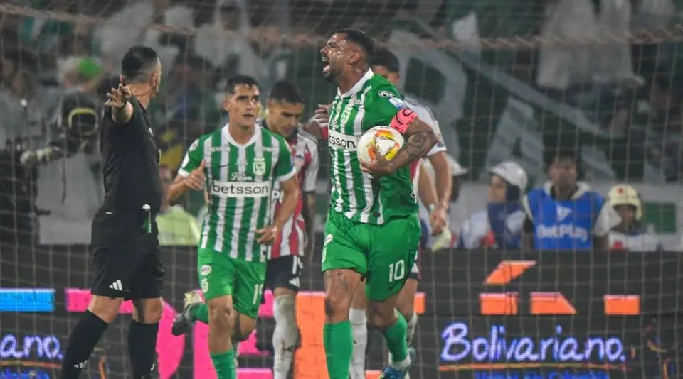 Edwin Cardona festejando su gol con el Atlético Nacional | AFP