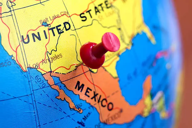 Las negociaciones entre ambos países incluyen la reducción de aranceles a productos mexicanos./@pixabay
