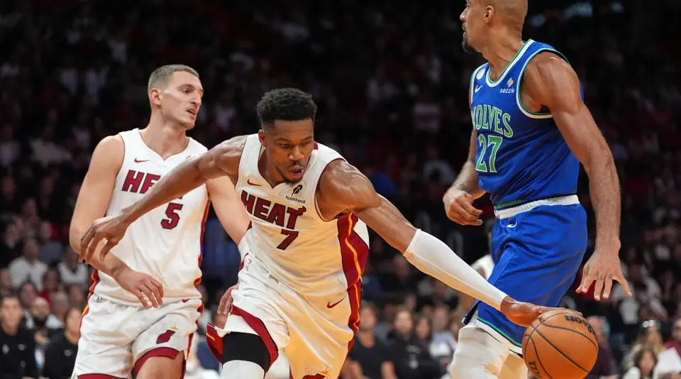 Giannis Antetokopou y el Miami Heat ante los Minnesota Timberwolves | AP